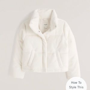 Brand new women’s abercrombie faux fur coat XL